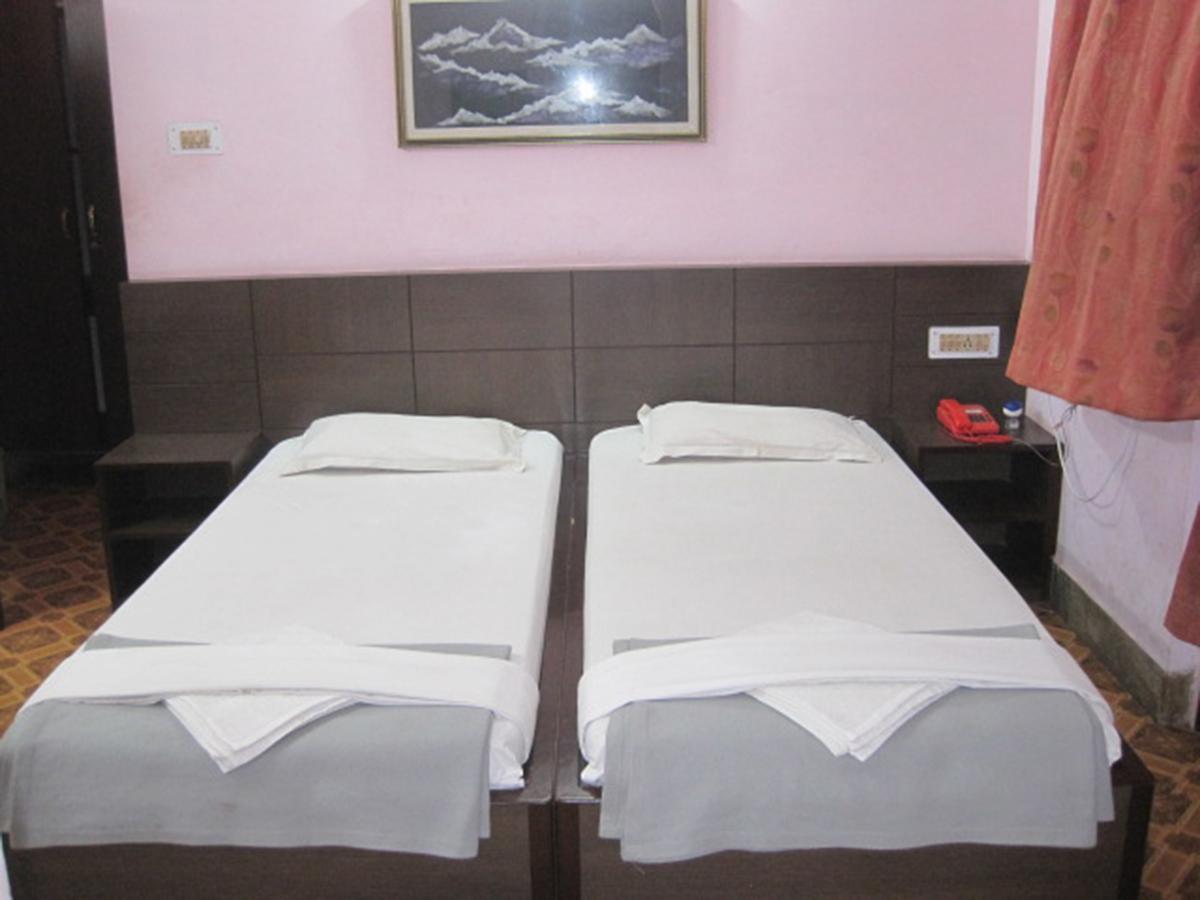 Hotel Arya Palace Пури Экстерьер фото